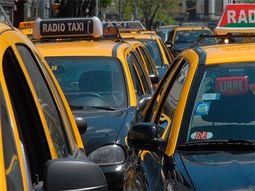 este jueves aumenta un 10% la tarifa de los taxis en capital este jueves aumenta un 10% la tarifa de los taxis en capital