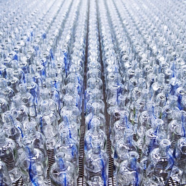 Absolut presenta una nueva serie de botellas limitadas con diseño único