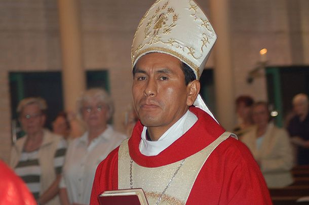 El Papa destituyó a un obispo del Opus acusado de pedofilia