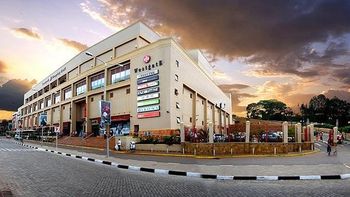 tiroteo en kenia: al menos 39 muertos y decenas de heridos tiroteo en kenia: al menos 39 muertos y decenas de heridos