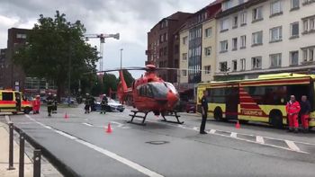 Pánico en Hamburgo por un atacante con un cuchillo en un supermercado Pánico en Hamburgo por un atacante con un cuchillo en un supermercado