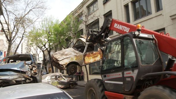 Remueven 60 autos abandonados en la vía pública