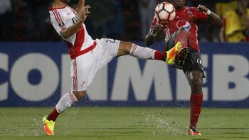 river le gano a al dim de medellin en un partido accidentado y demorado river le gano a al dim de medellin en un partido accidentado y demorado