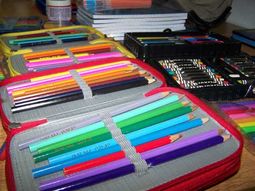 Los útiles escolares cuestan hasta un 50% más que el año pasado