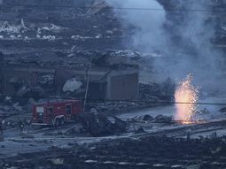 china: 95 personas desaparecidas, tras las explosiones china: 95 personas desaparecidas, tras las explosiones