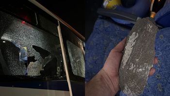 violencia tras el partido: atacaron micros de hinchas de boca en su regreso desde chile violencia tras el partido: atacaron micros de hinchas de boca en su regreso desde chile