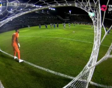 Video: el penal que atajó Chiquito Romero en Banfield-Boca