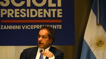 scioli prometio que si gana el dolar estara abajo de los 10 pesos en enero scioli prometio que si gana el dolar estara abajo de los 10 pesos en enero
