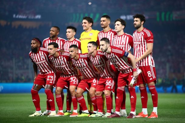 Olympiakos le ganó sobre la hora a Fiorentina y se consagró campeón de la Conference League