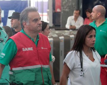 Crescenti durante el operativo en Once el día del accidente ferroviario.