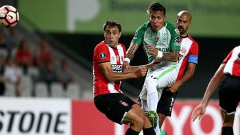 Estudiantes frente a Atlético Nacional Estudiantes frente a Atlético Nacional