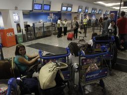 La medida causaría demoras en los vuelos. La medida causaría demoras en los vuelos.