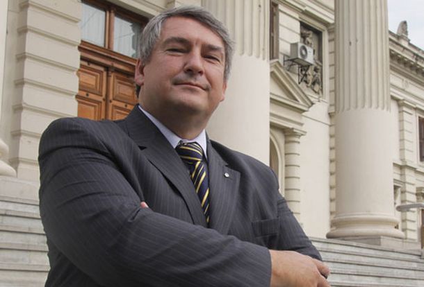 Dura denuncia del massismo por el debate de las policías municipales