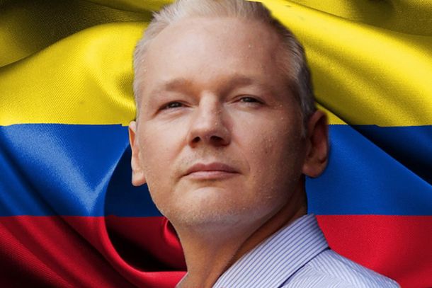 Assange teme ser envenenado y duerme en el baño