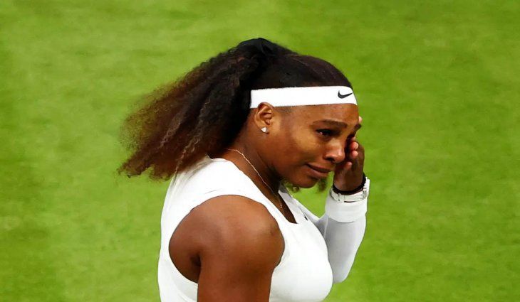 Serena Williams abandonó Wimbledon entre lágrimas por lesión