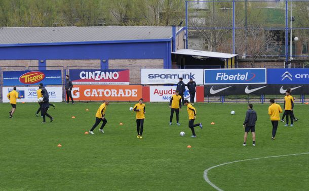 Boca enfrentará a Racing con Gago, pero sin Riquelme