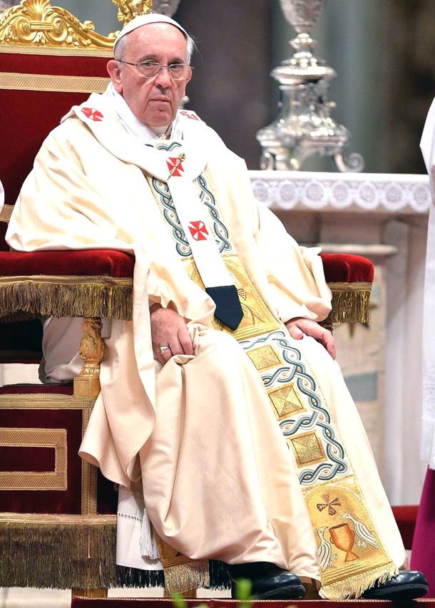 Dicen que la mafia calabresa tiene al Papa en la mira