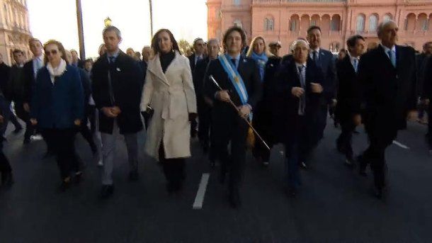 Nicolás Posse fue al tedeum por el 25 de Mayo junto a Javier Milei