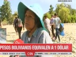 Argentina y Bolivia intercambian consumidores por el precio del dólar