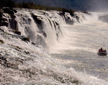 Escapadas: el paraíso con piletas naturales escondido en Misiones