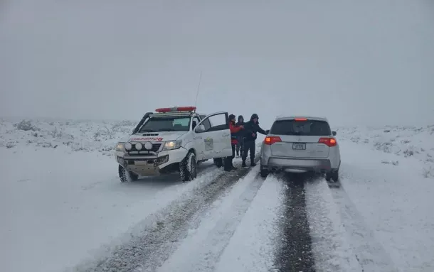 Alerta naranja por nieve en Neuquén y amarilla por vientos en cuatro provincias