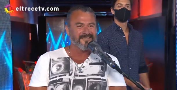 Denuncian que un empresario cercano a Macri y prófugo de la Justicia apareció en televisión