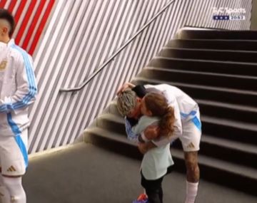 El tierno momento de Rodrigo de Paul y su hija en la previa del partido con Chile
