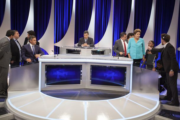 A nueve días de la segunda vuelta, Dilma Rousseff se descompuso en televisión