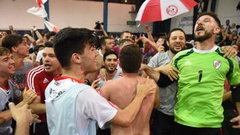 El delirio de los jugadores consumado el encuentro