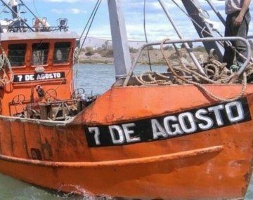 Encontraron muerto a uno de los tripulantes del pesquero que se hundió en Río Negro y hay otro desaparecido