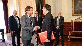 Desde China también hay expectativas de mejorar las relaciones con Uruguay durante el viaje de Luis Lacalle Pou. Desde China también hay expectativas de mejorar las relaciones con Uruguay durante el viaje de Luis Lacalle Pou.