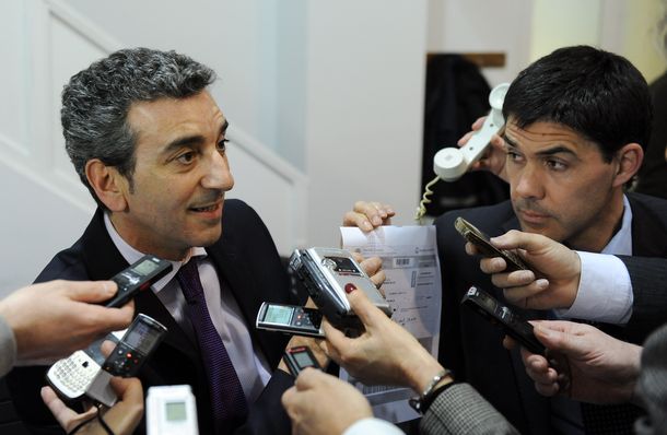 Randazzo: Mauricio Macri le falta el respeto a los argentinos