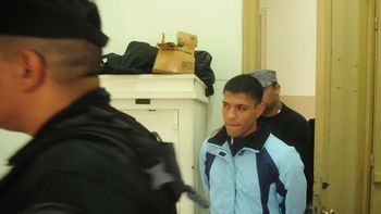 le pido a carolina que sea fuerte y siga para adelante le pido a carolina que sea fuerte y siga para adelante