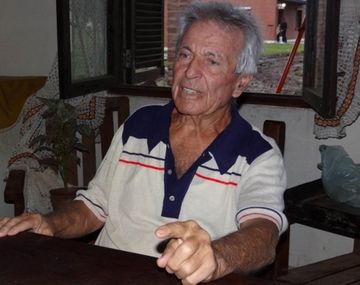 Indignación en Chaco: un cura cuelga a un perro delante de chicos