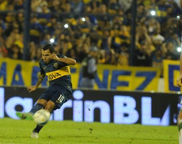 Boca goleó a Banfield y se metió en octavos de final