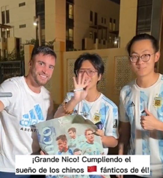 La emoción de dos fanáticos chinos al conocer a Nicolás Tagliafico