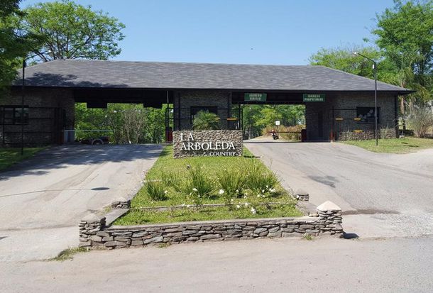 Cómo es el lujoso country donde los jugadores de Vélez cumplirán prisión domiciliaria