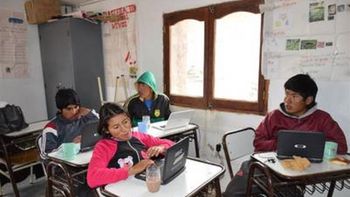 alumnos saltenos buscan terminar el secundario por whatsapp alumnos saltenos buscan terminar el secundario por whatsapp