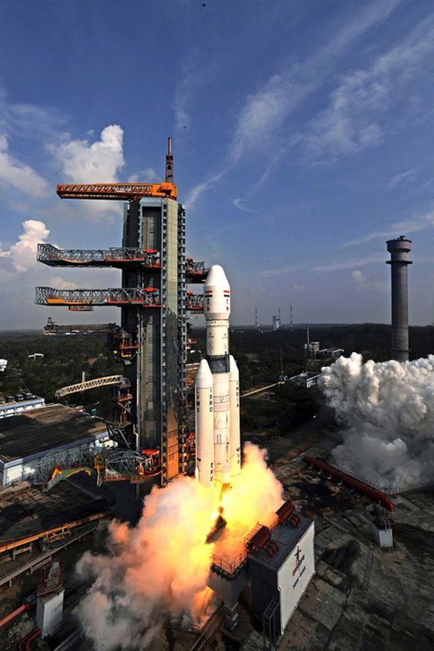 India prueba su cohete espacial más grande desarrollado en el país