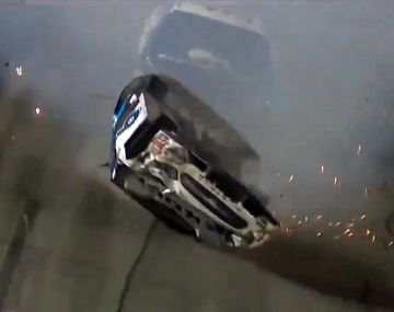 Espeluznante accidente en el Nascar de Estados Unidos: Trump rezó por el piloto