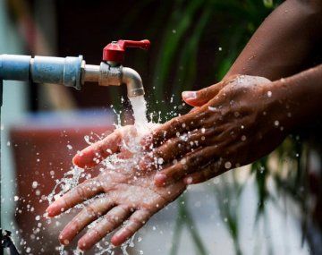 AySA oficializó una suba del 32% en la tarifa del agua para lo que resta del año