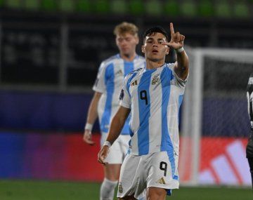 La Sub-20 goleó a Australia y se metió en octavos de final