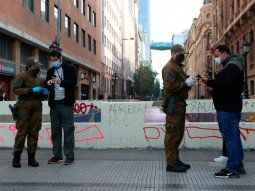 Chile endurece las restricciones y cierra sus fronteras por 30 días