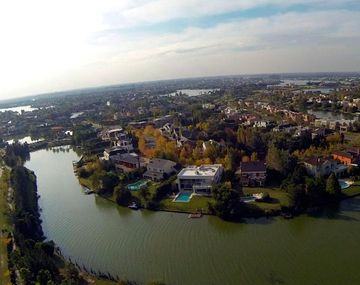 Las empleadas domésticas de Nordelta denuncian que no las dejan tomar las combis con los propietarios