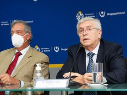 Los ministros de Ganadería, Agricultura y Pesca, Fernando Mattos; y de Turismo, Tabaré Viera. (Foto: Gobierno del Uruguay) Los ministros de Ganadería, Agricultura y Pesca, Fernando Mattos; y de Turismo, Tabaré Viera. (Foto: Gobierno del Uruguay)