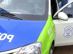Detuvieron a un hombre por golpear a su ex y obligarla a tomar lavandina en plena vía pública