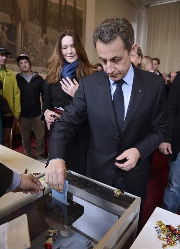 Sarkozy vota