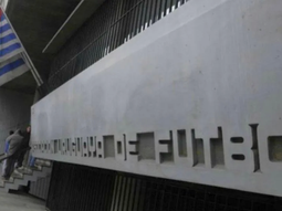 Ignacio Alonso se mantendrá en la presidencia de la Asociación Uruguaya de Fútbol (AUF), con un flujo millonario. Ignacio Alonso se mantendrá en la presidencia de la Asociación Uruguaya de Fútbol (AUF), con un flujo millonario.