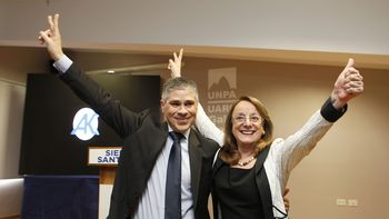 la junta electoral proclamo a alicia kirchner gobernadora de santa cruz la junta electoral proclamo a alicia kirchner gobernadora de santa cruz