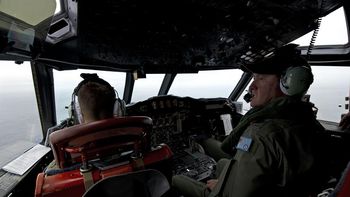 aviones australianos captan una nueva senal que podria pertenecer al vuelo mh370 aviones australianos captan una nueva senal que podria pertenecer al vuelo mh370